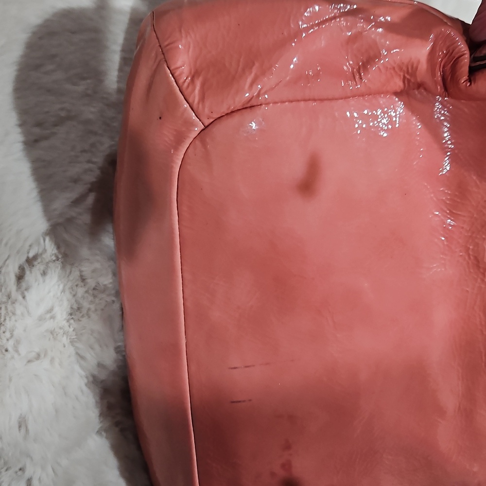 AI IS Coach Kristin Coral Pink Patent Leather Shoulder Bag with Silver Hardware - Picture 4 of 6